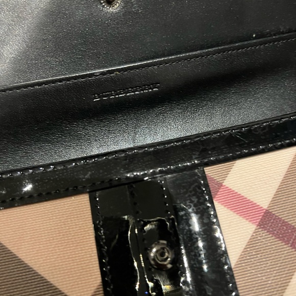 Authentic Burberry wallet with dust bag - Picture 2 of 4